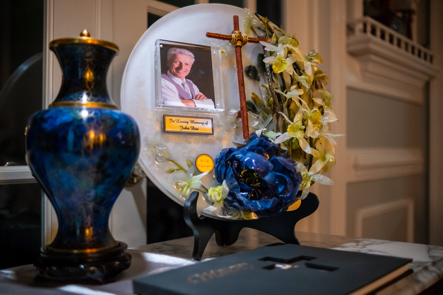 Aa- In Loving Memory for all occasions w/picture insert and cross - Timeless