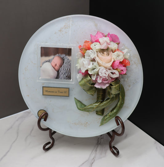 Decor-Look w/Picture Insert Moments in time/Bouquet of roses