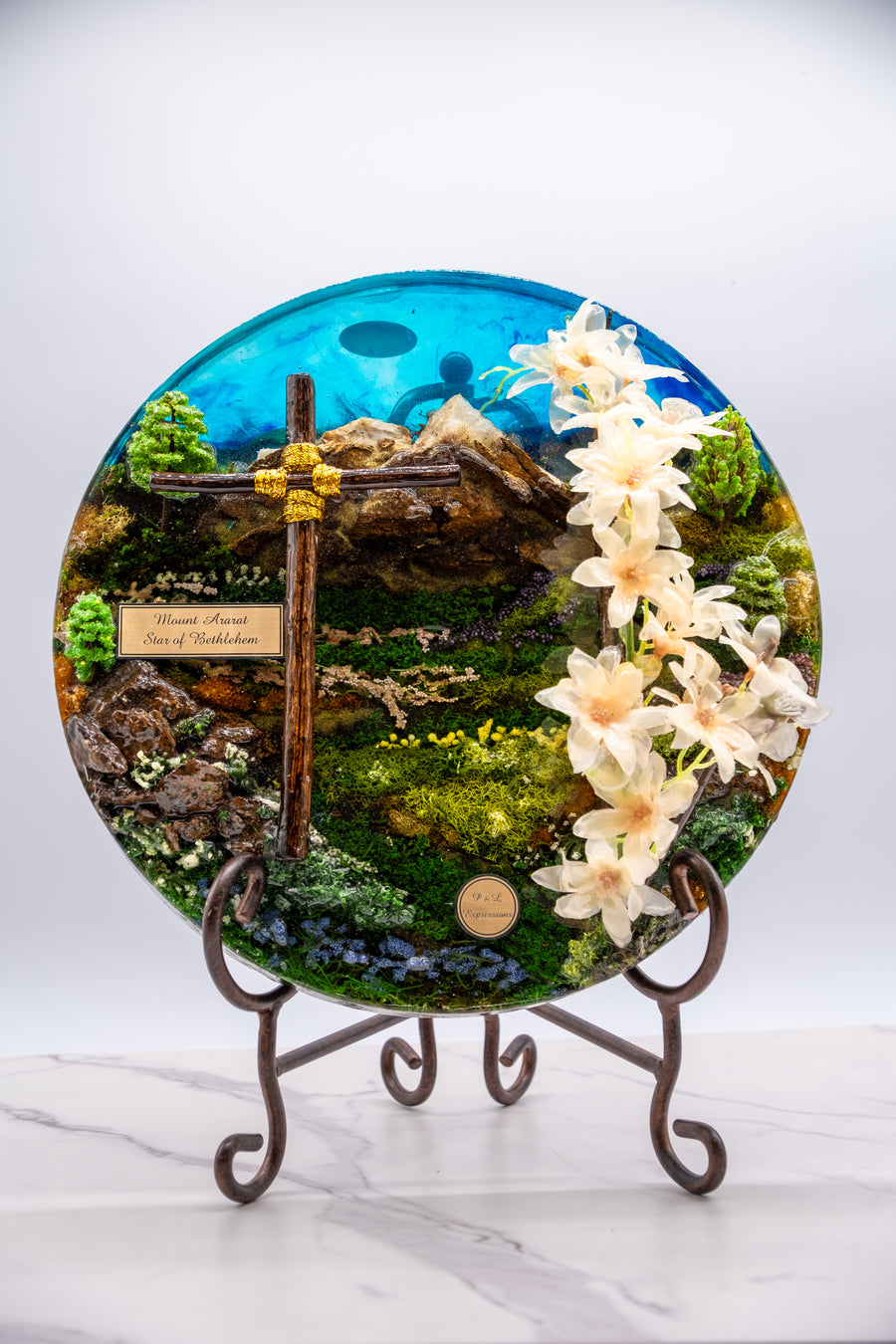 Page & Linda Expressions — Handcrafted Floral Art